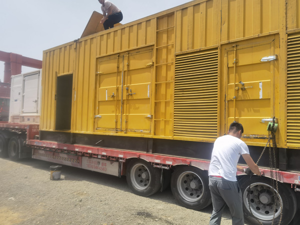 绵阳除了负载情况和发动机维护，还有哪些因素会影响 200kw 柴油发电机的油耗？
